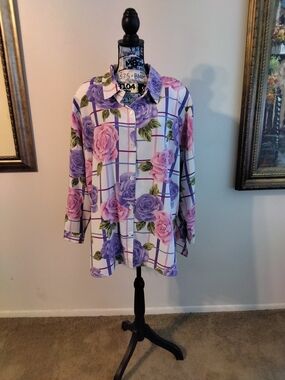 Vintage Floral Plaid Button-Up Blouse in Pink & Lavender